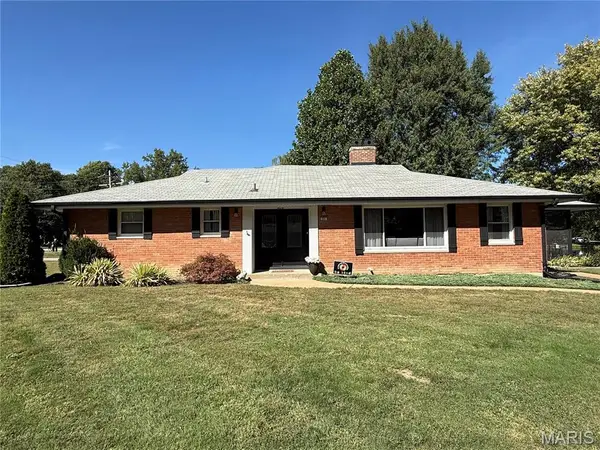 31 Lakewood Court, Collinsville, IL 62234
