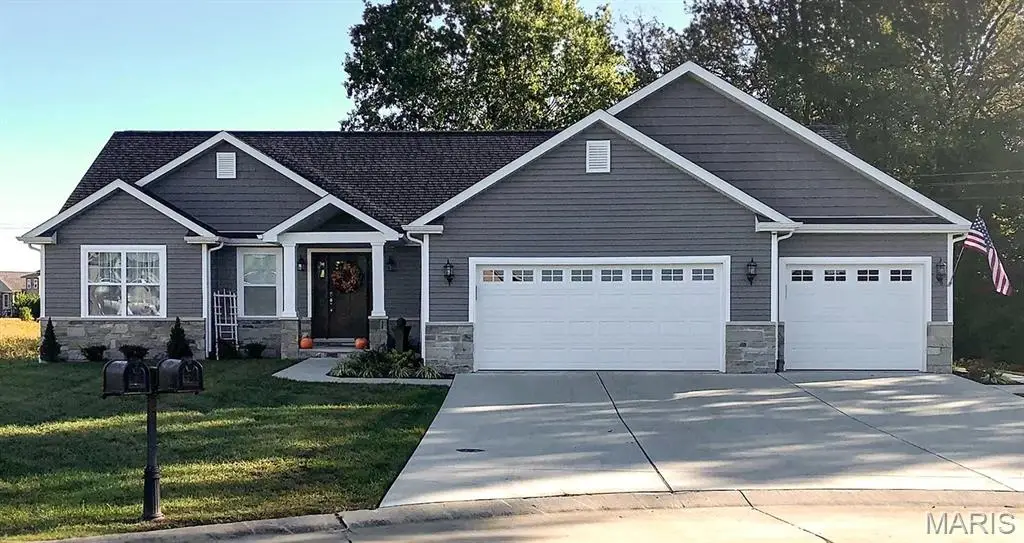 512 Hayden Drive, Waterloo, IL 62298 - #1