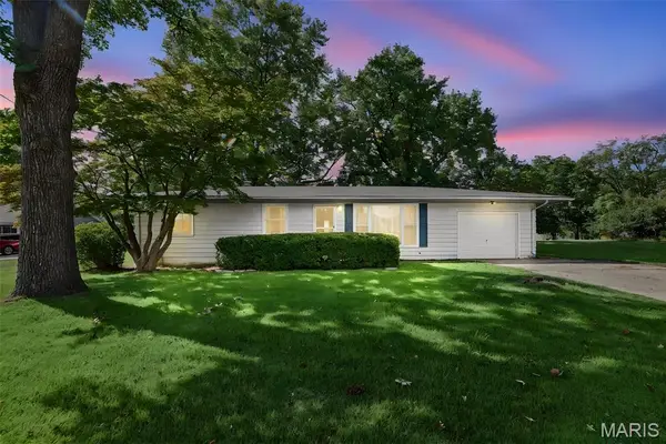 211 Edding Lane, Fairview Heights, IL 62208