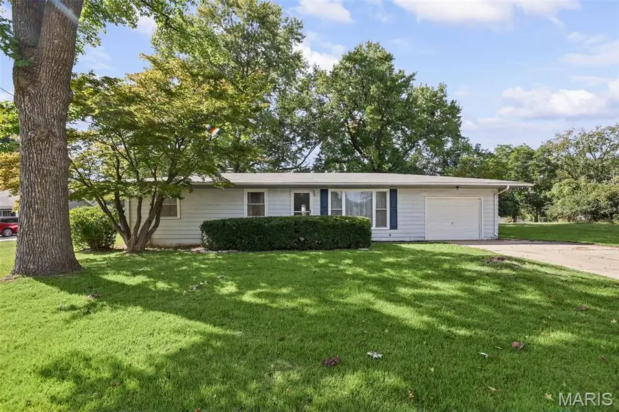 211 Edding Lane, Fairview Heights, IL 62208 - #2