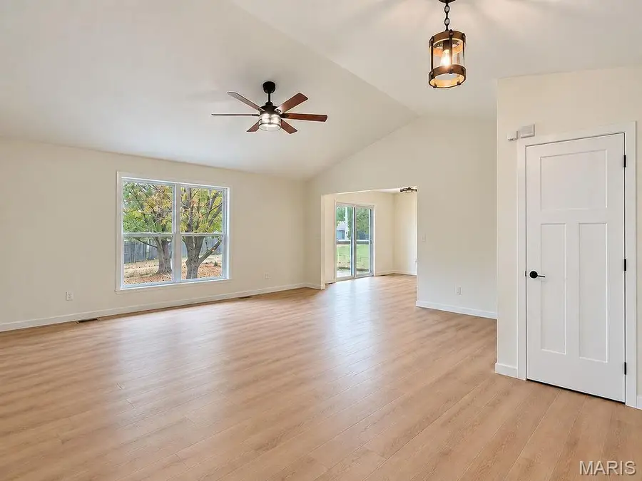 600 N Tyler Street, Desloge, MO 63601 - #3