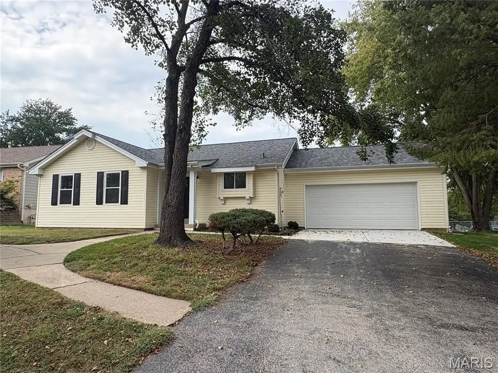 101 S Willow Grove Court, Saint Peters, MO 63376 - #1