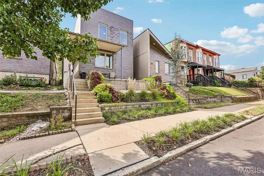 4156 Blaine Avenue, Saint Louis, MO 63110 - #3