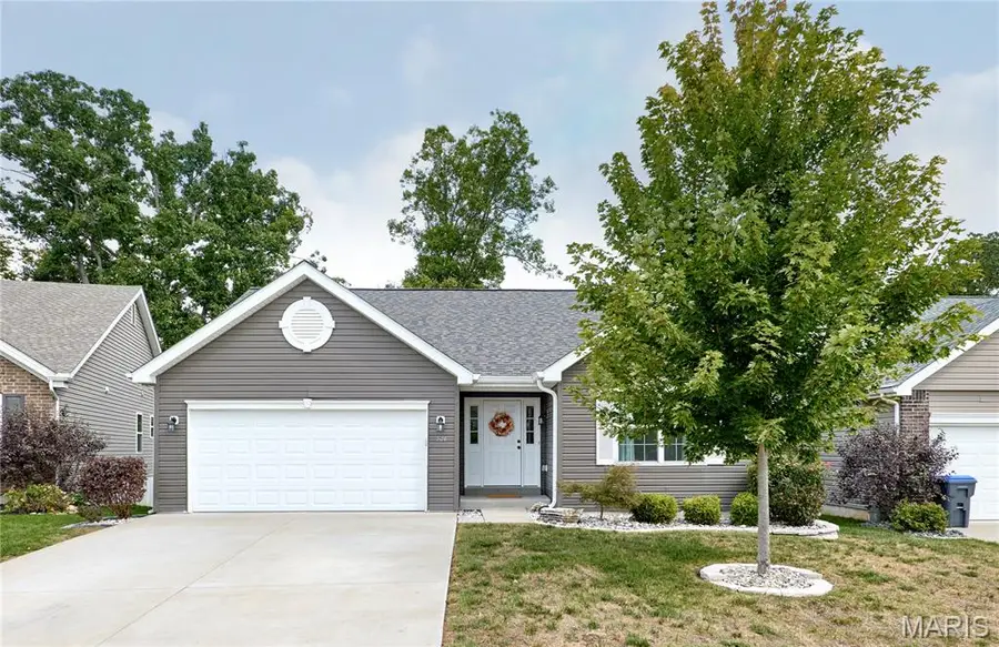 526 Brookside Forest Court, Ofallon, MO 63366 - #2