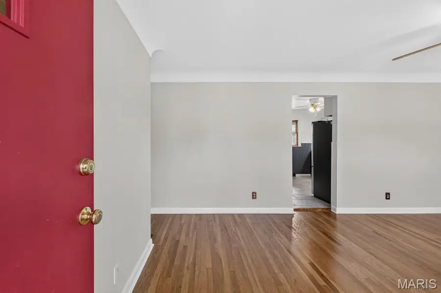 7034 Mitchell Avenue, Saint Louis, MO 63117 - #2