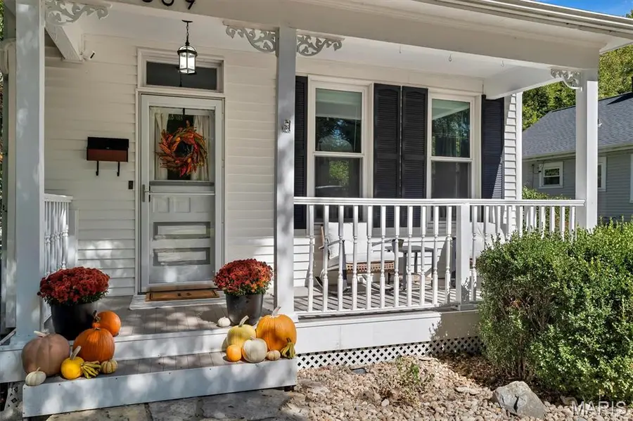 309 Clark Avenue, Saint Louis, MO 63119 - #2