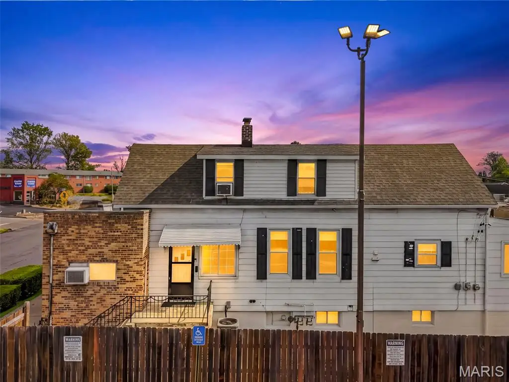 7254 Gravois Avenue, Saint Louis, MO 63116 - #1