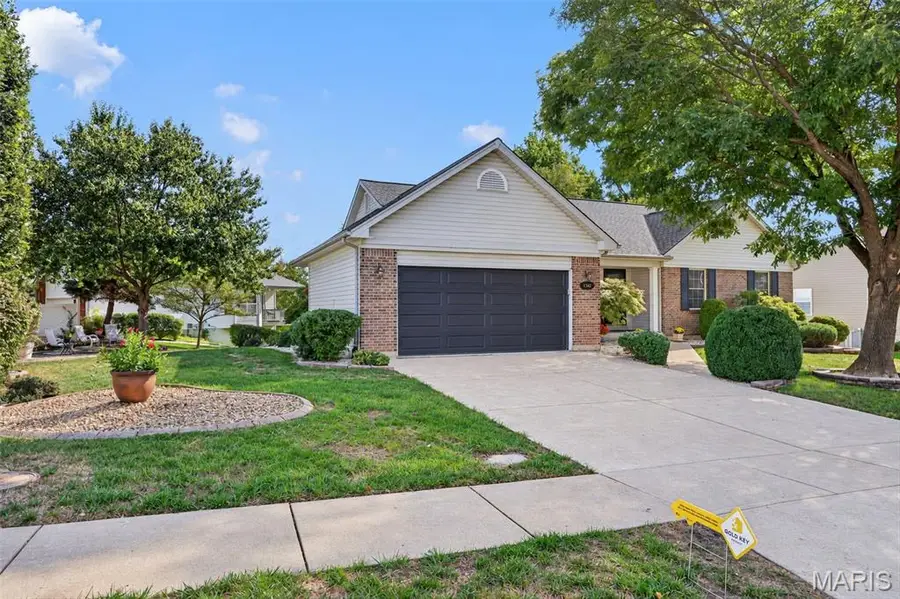 1302 Spring Park Drive, Saint Charles, MO 63303 - #3