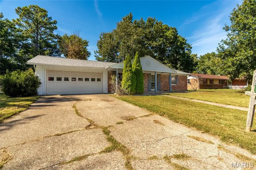 108 S Hewitt, Carbondale, IL 62901 - #2