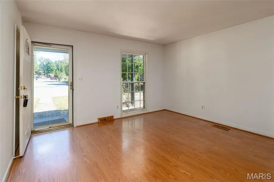 108 S Hewitt, Carbondale, IL 62901 - #3