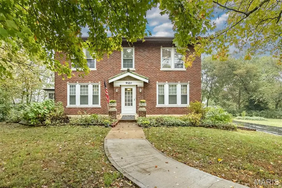 9320 Lincoln Drive, Sunset Hills, MO 63127 - #3
