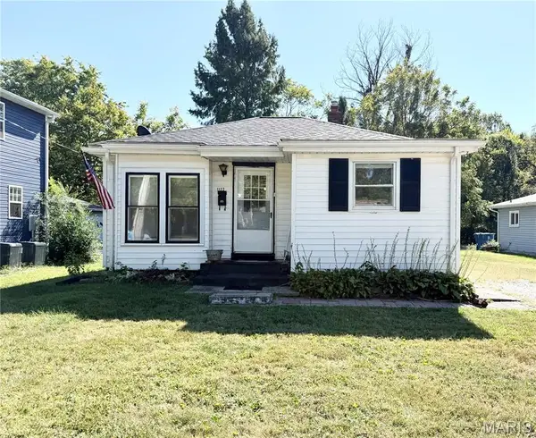 1122 Prickett Avenue, Edwardsville, IL 62025
