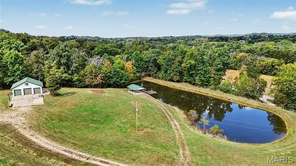 24128 Smith Creek Road, Warrenton, MO 63383
