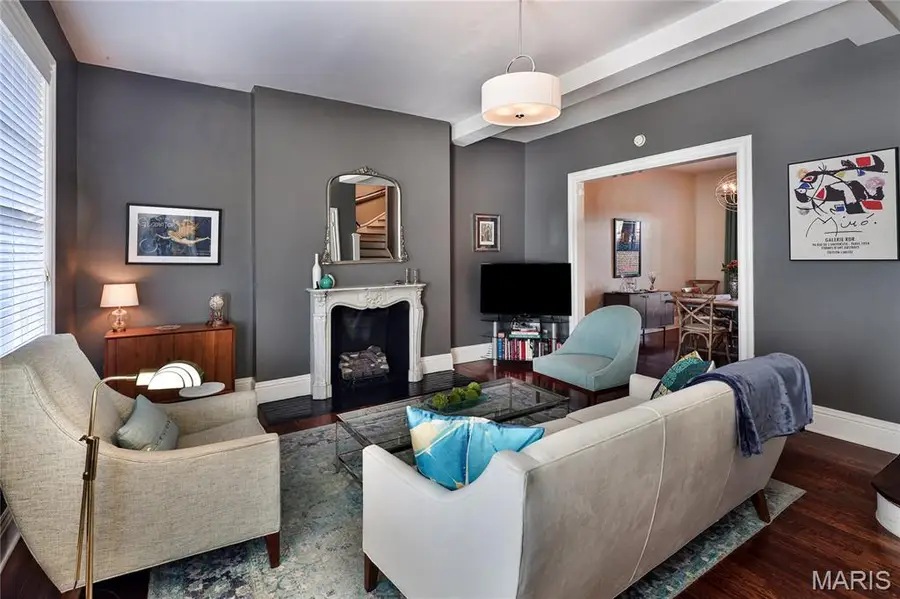4943 Laclede Avenue #1W, Saint Louis, MO 63108 - #2