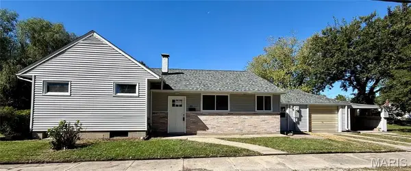 201 N Cherry Street, Mount Olive, IL 62069