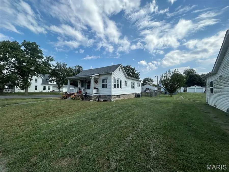 502 4th, Carrollton, IL 62016 - #2