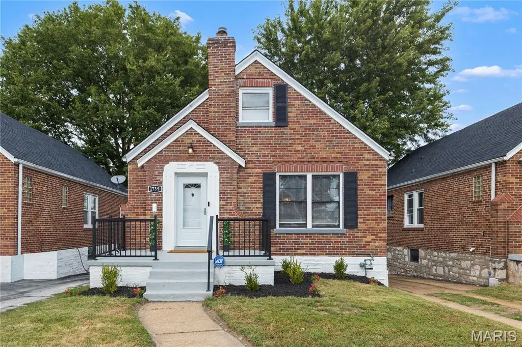 1739 Grape Avenue, Saint Louis, MO 63147 - #1