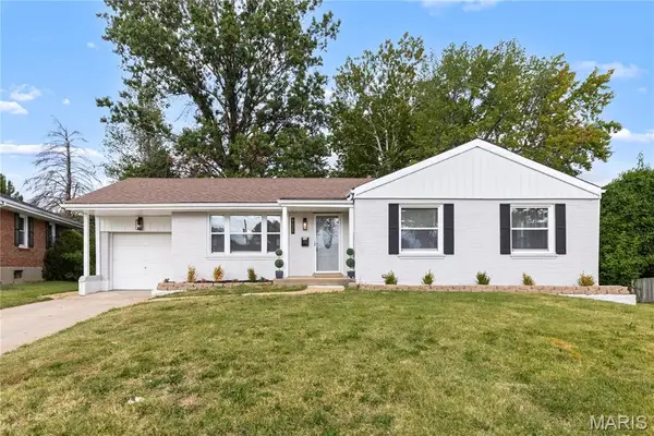 9435 Eastchester Drive, St Louis, MO 63136