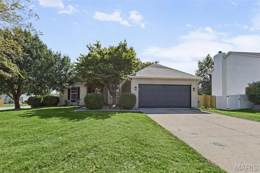 3240 Hunters Way, Belleville, IL 62221 - #2