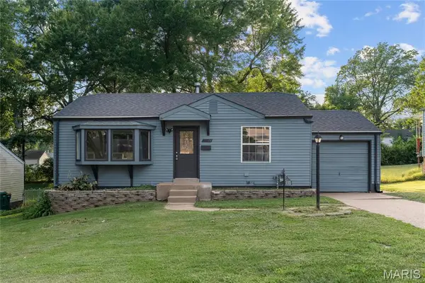 10171 Newbold Drive, St Louis, MO 63137