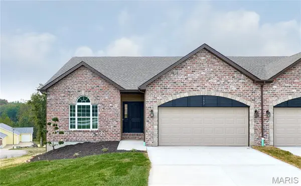153 Canyon Creek Circle, Moscow Mills, MO 63362