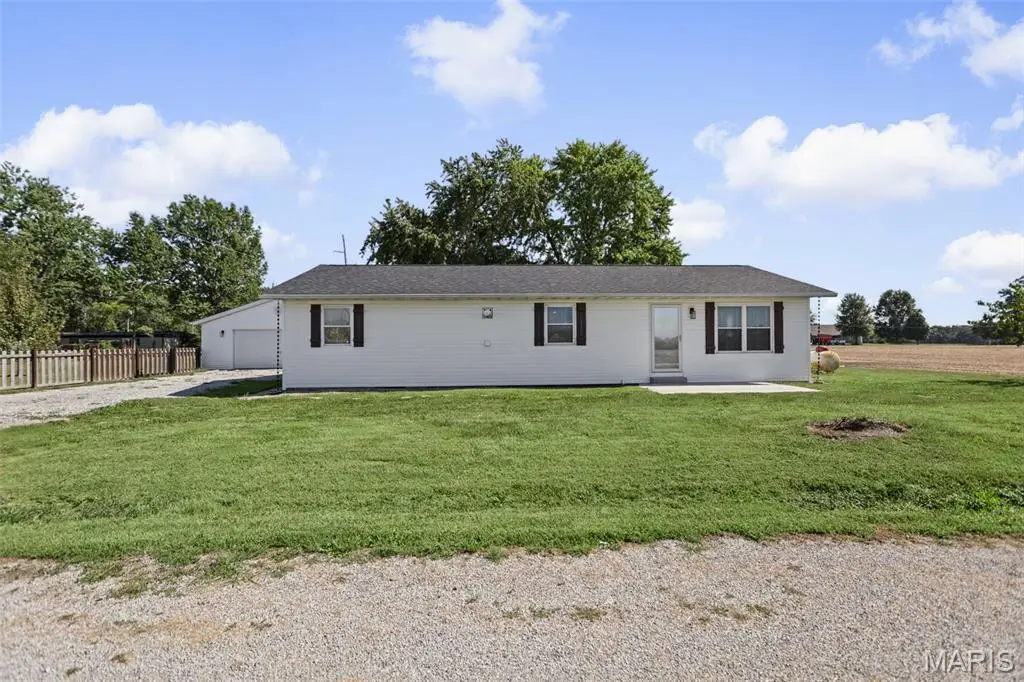 2309 S 6th Street, Fayetteville, IL 62258 - #1
