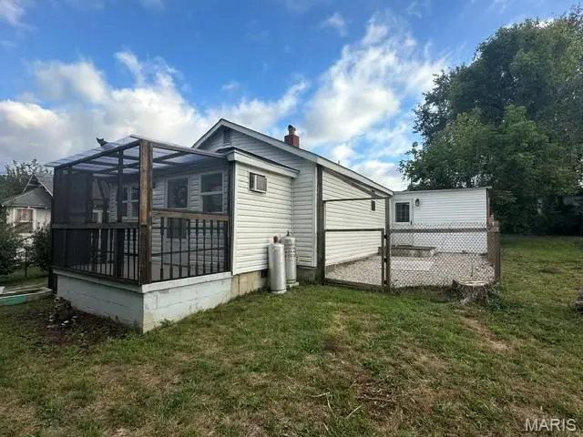 1003 W Ellis Street, Salem, MO 65560 - #2