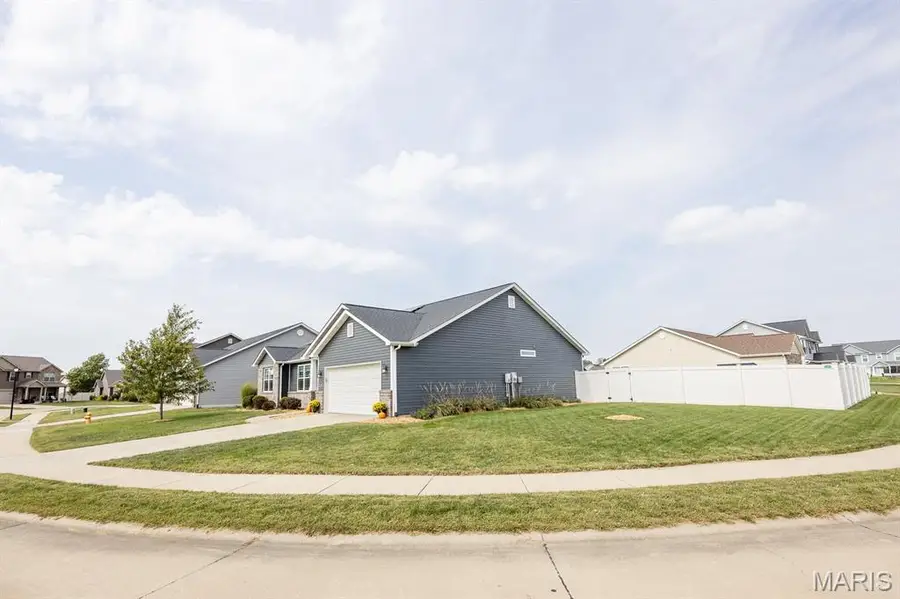 233 Beauregard Drive, Shiloh, IL 62221 - #3