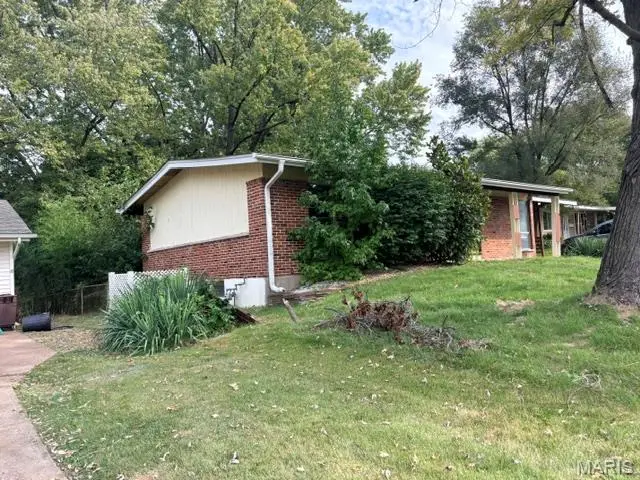 1105 Derhake Road, Florissant, MO 63033 - #3