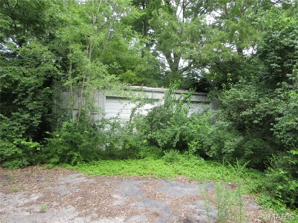 18367 State Route 15, Nashville, IL 62263 - #1