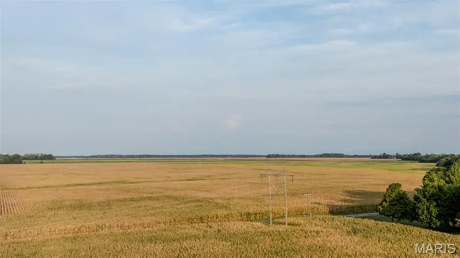 1664 Ayers Road, Greenville, IL 62246 - #2