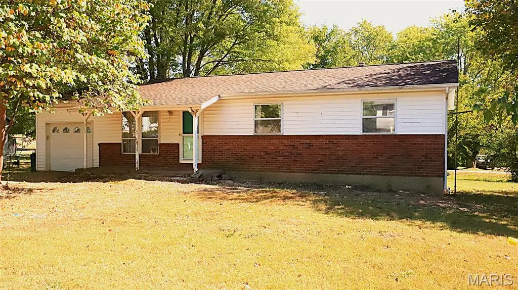 212 E Hillside Drive, Farmington, MO 63640 - #1