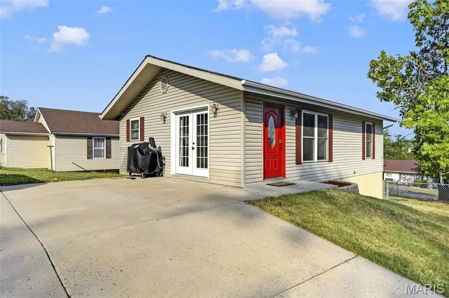 400 Olive Street, De Soto, MO 63020 - #2