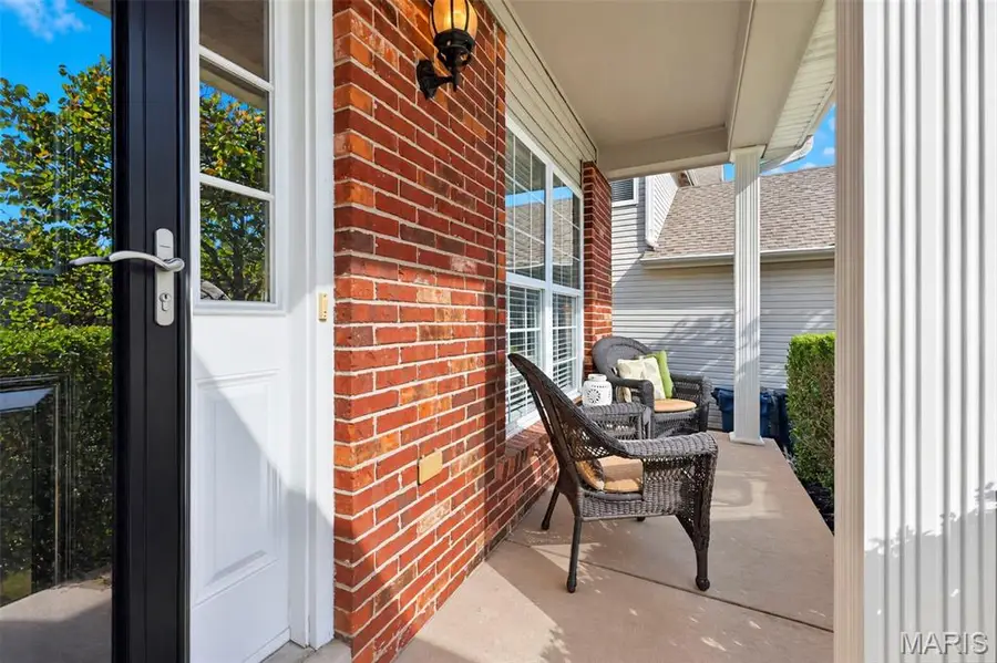 39 Upper Bluffs View Court, Eureka, MO 63025 - #2