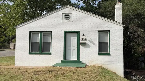 835 Elias Avenue, St Louis, MO 63147