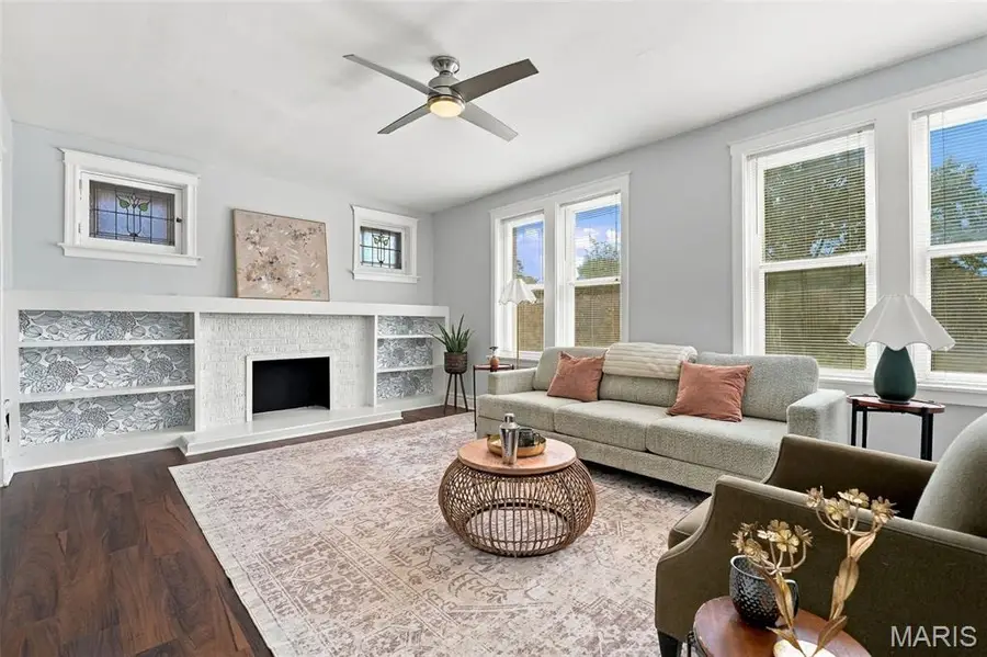 5237 Sutherland Avenue, Saint Louis, MO 63109 - #2