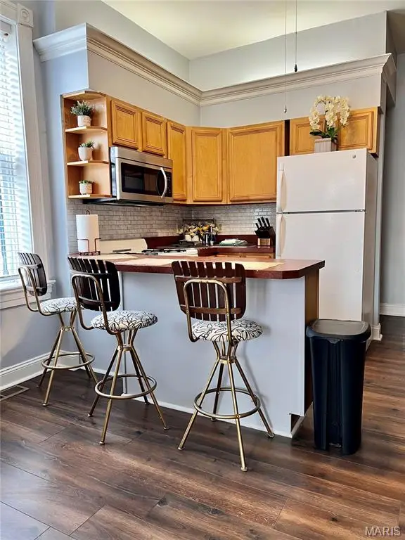 1035 Geyer Avenue, Saint Louis, MO 63104 - #3