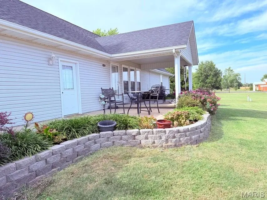 200 N Columbus Street, Montgomery, MO 63361 - #2