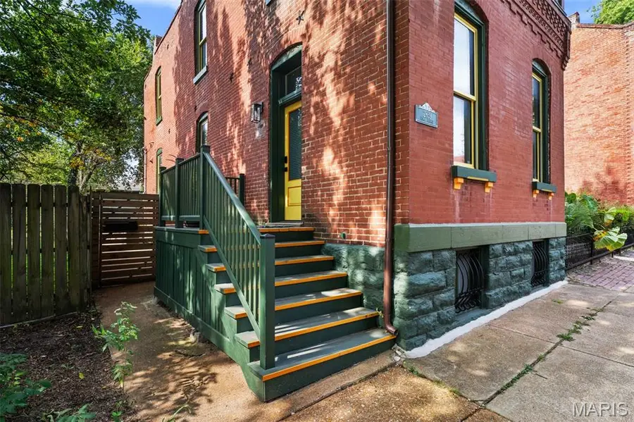 2839 Lemp Avenue, Saint Louis, MO 63118 - #2