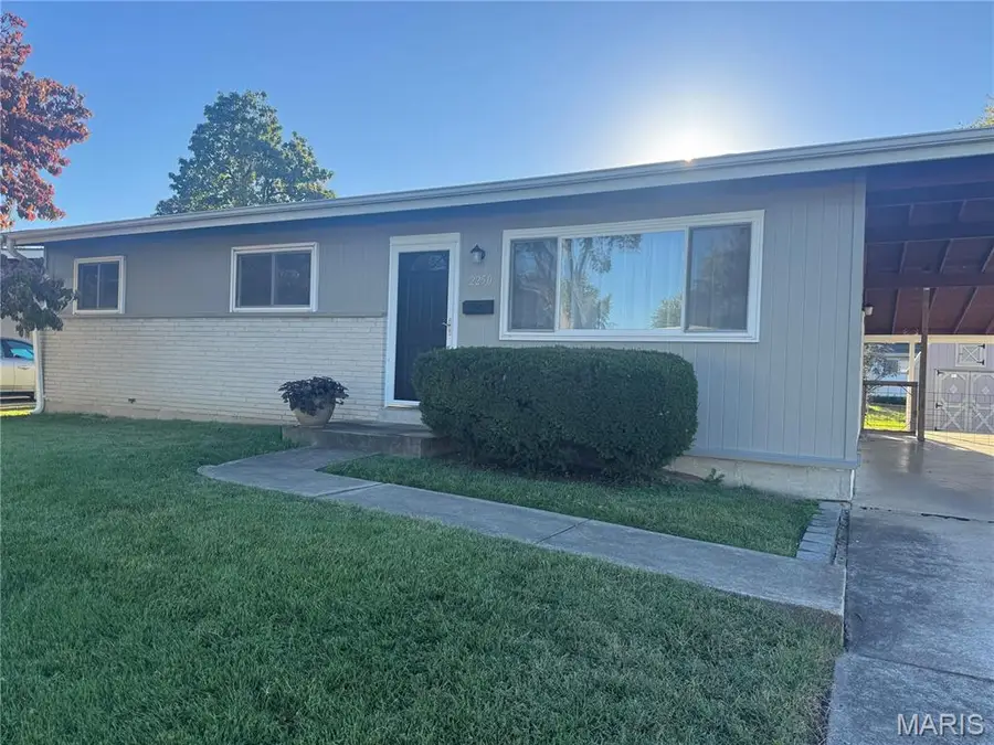 2250 Flight Drive, Florissant, MO 63031 - #2