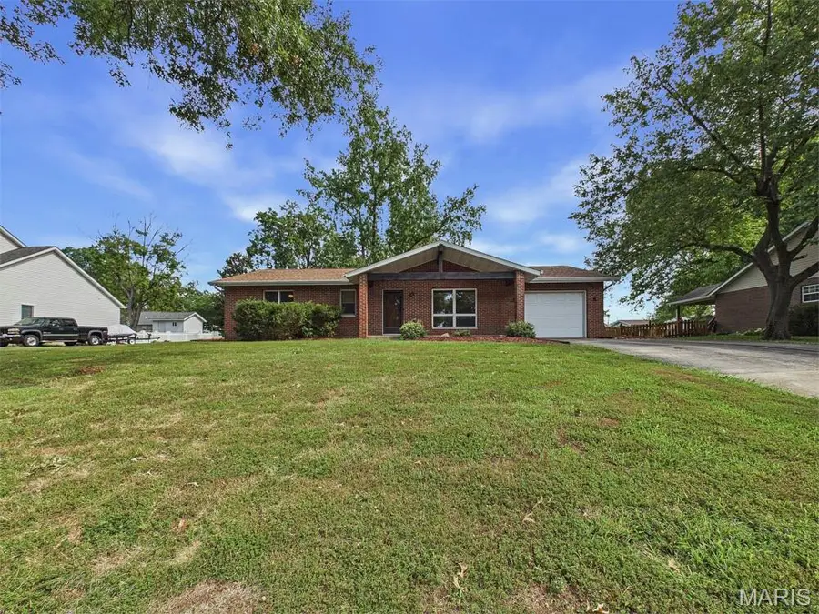 116 Mark Trail Drive, Glen Carbon, IL 62034 - #2