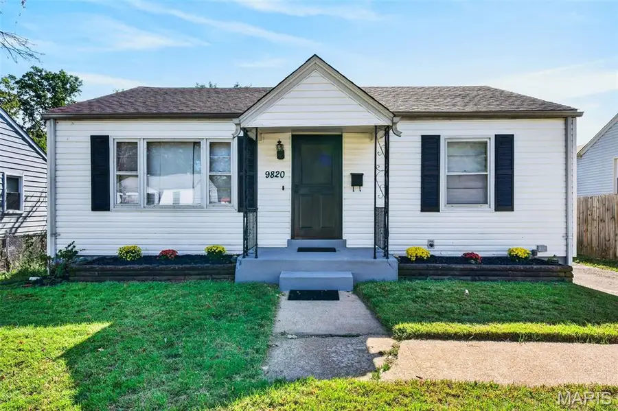 9820 Meadow View Drive, Overland, MO 63114 - #2