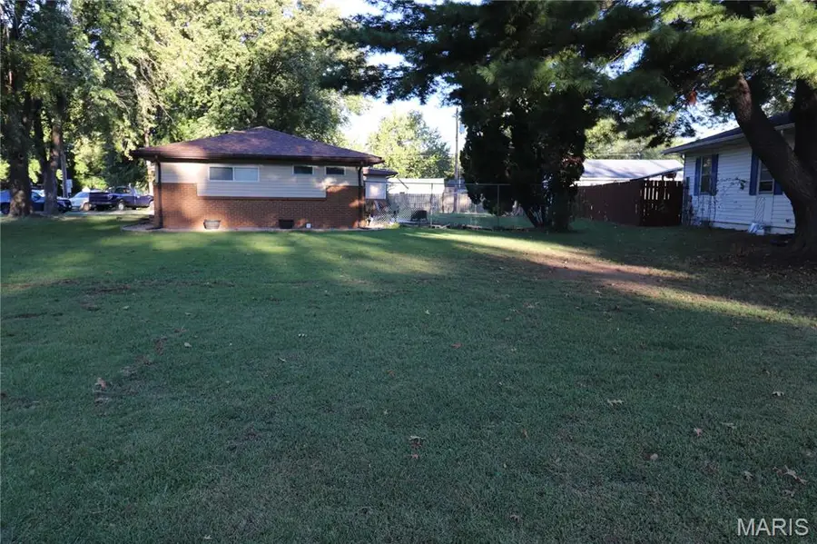 501 Old Caseyville Road, Caseyville, IL 62232 - #3