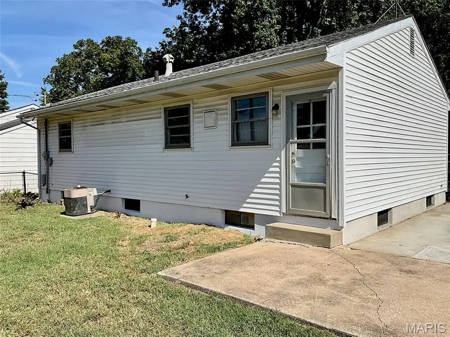 3221 Aubrey Avenue, Granite City, IL 62040 - #2