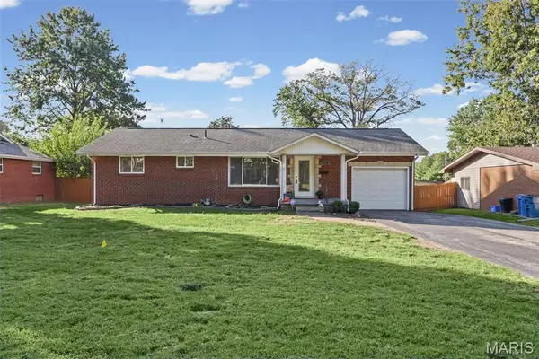 806 Willoway Avenue, East Alton, IL 62024