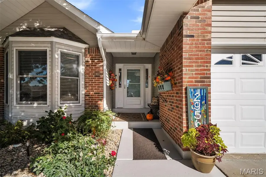 2956 Oakmoor Drive #10A, Saint Charles, MO 63301 - #2