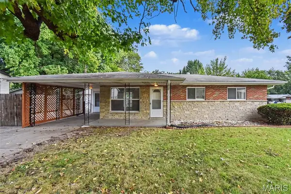 1785 Bobbinray Avenue, Florissant, MO 63031
