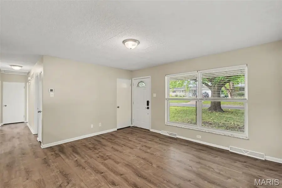 1785 Bobbinray Avenue, Florissant, MO 63031 - #2
