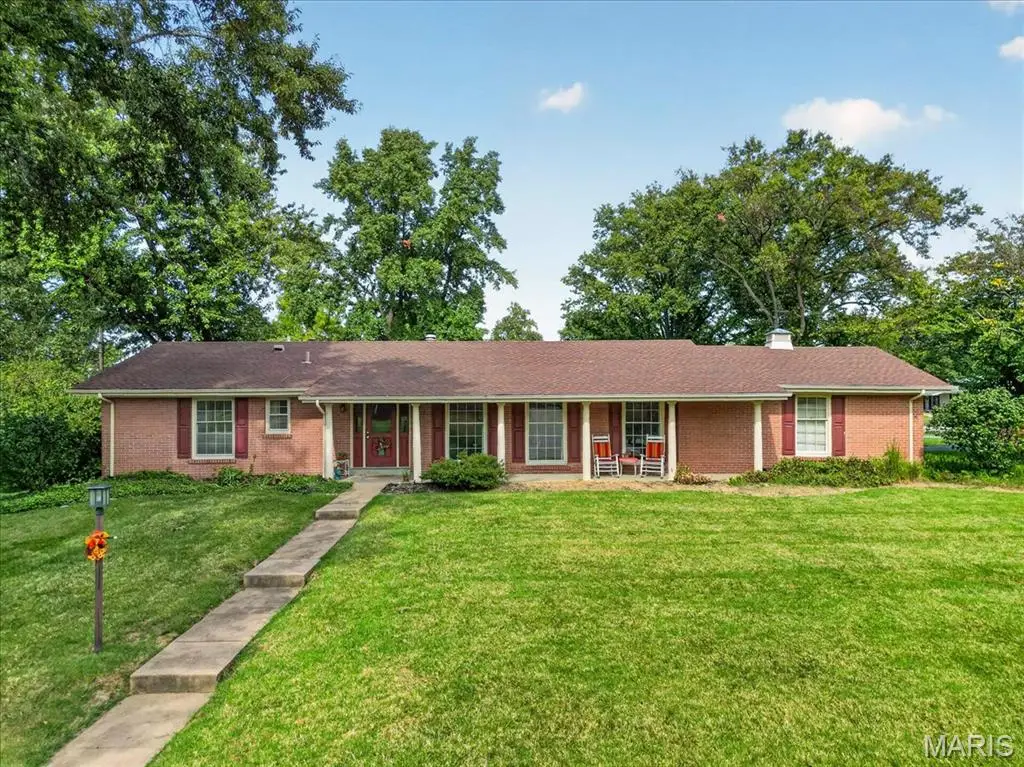 11957 Rocky Drive, Creve Coeur, MO 63141 - #1