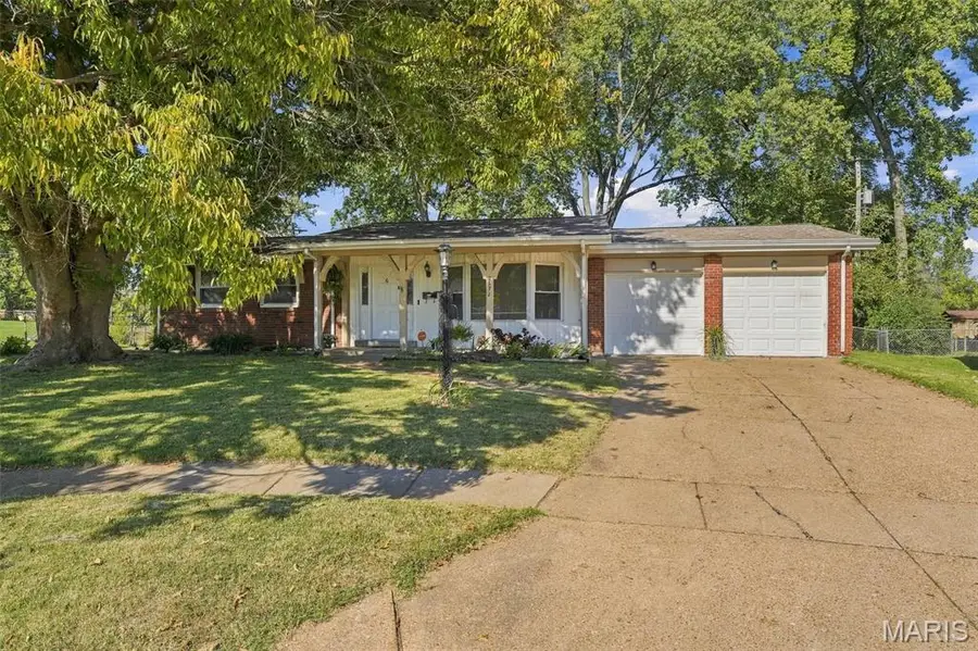 2571 Rhapsody Lane, Florissant, MO 63031 - #2